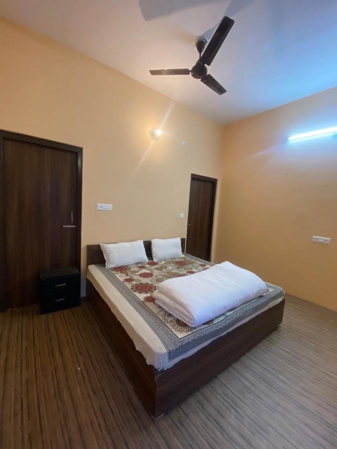 Chirag Homestay Kainchi Nainital Exterior photo